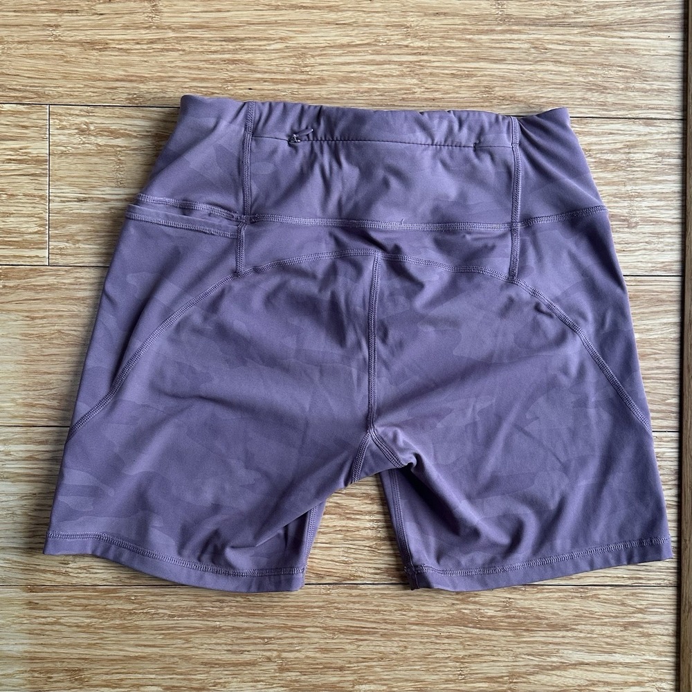 Sweaty Betty Pink Purple Camo Power Shorts Women's Medium - Picture 3 of 6